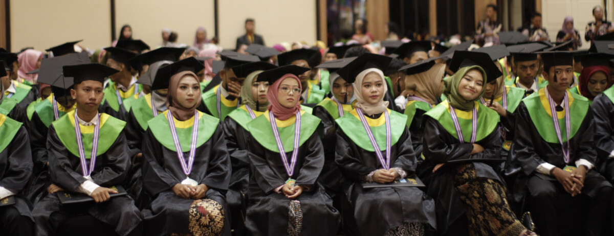 GELAR KELULUSAN WISUDA PURNA SISWA ANGKATAN XI SMK NEGERI 1